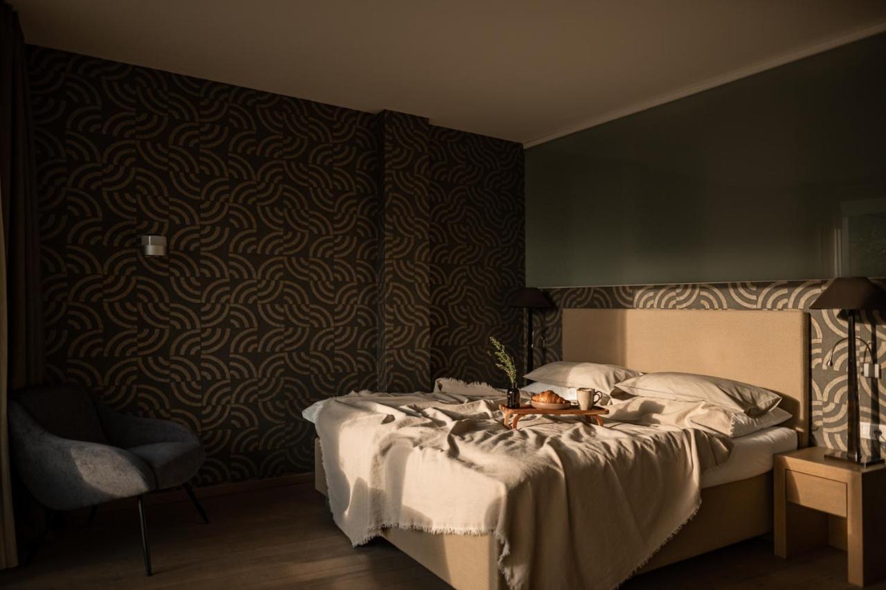 Landpalais Goyenhof Aparthotel Шена Екстериор снимка