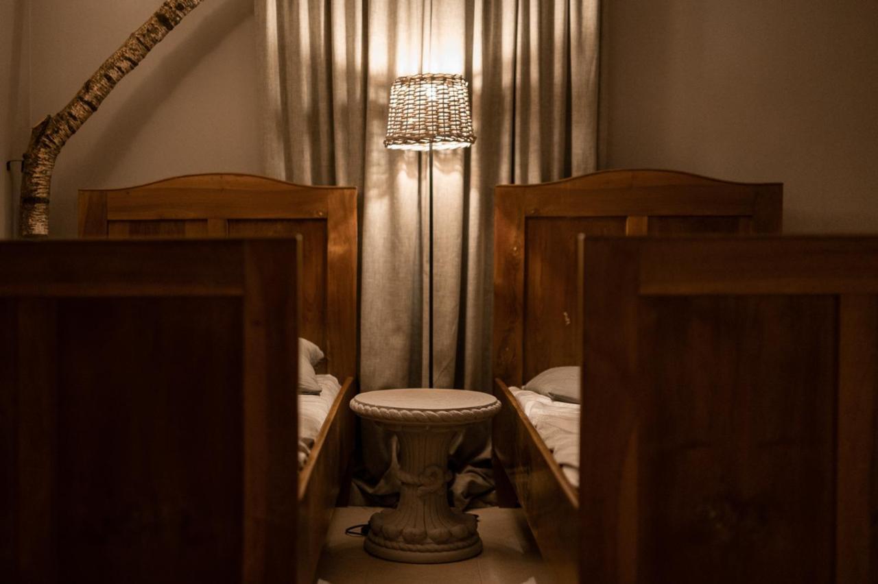 Landpalais Goyenhof Aparthotel Шена Екстериор снимка